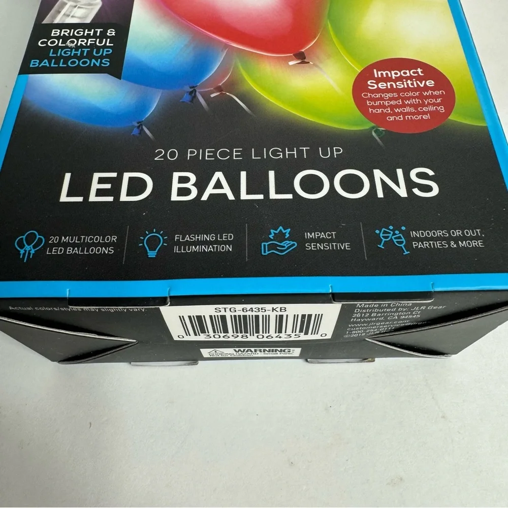 NWT. SMARTGEAR ~ 20 PIECE LIGHT UP LED BALLOONS
